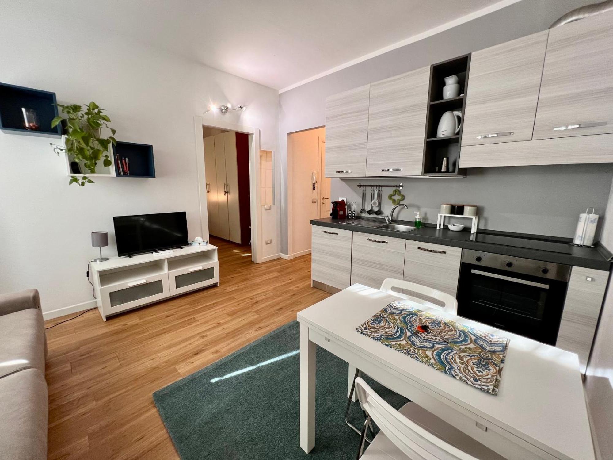 Cute Flat - Best Price - Wi Fi - Ac - Tv فلورنس المظهر الخارجي الصورة